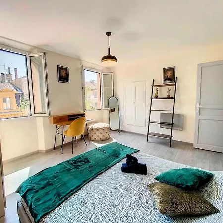 Centre Ville - Cosy Appartement - Sous Les Parapluies Grasse Exterior foto